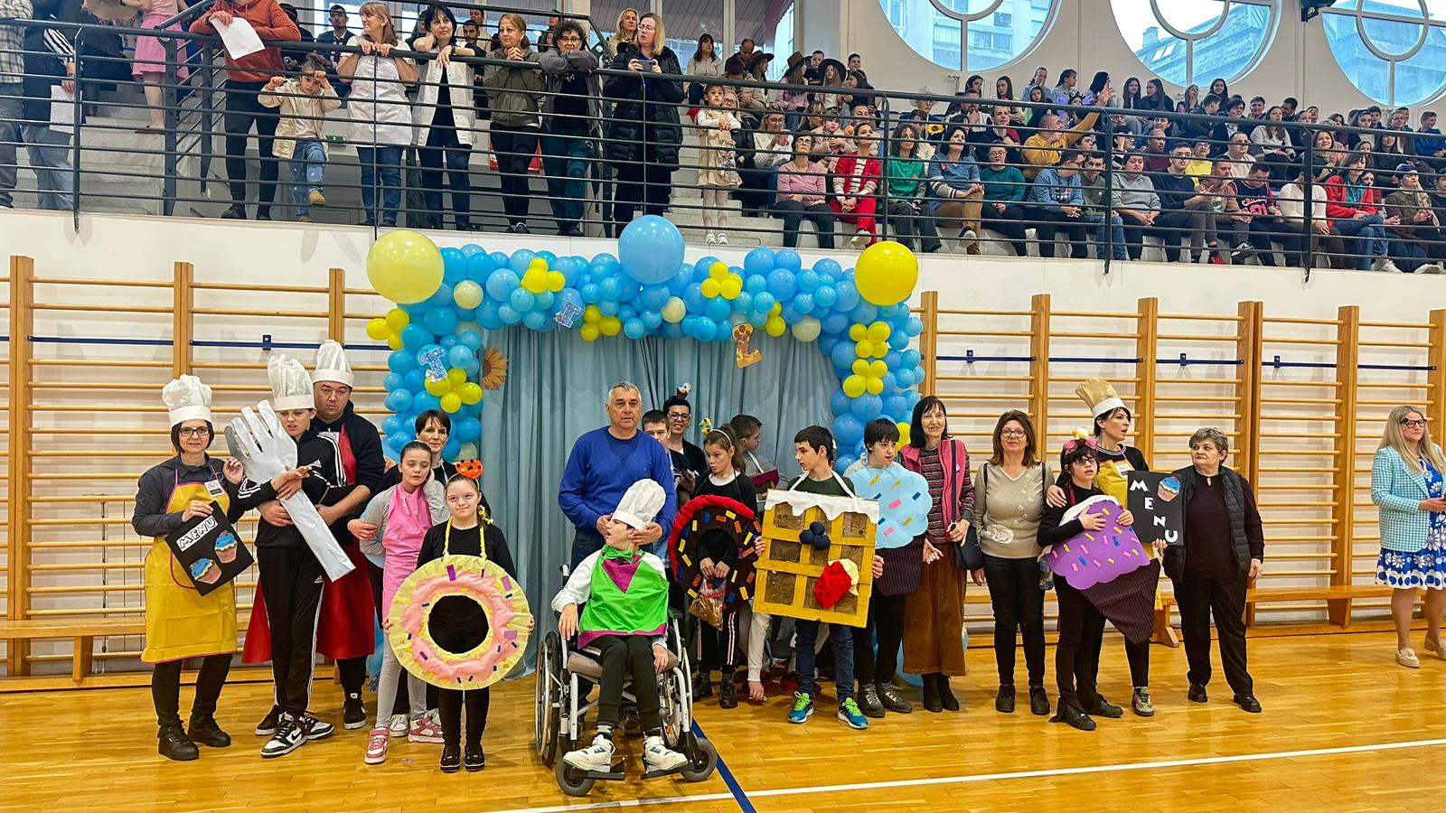 У Чачку обележен Светски дан особа са аутизмом: Маскенбалом послата снажна порука разумевања и подршке